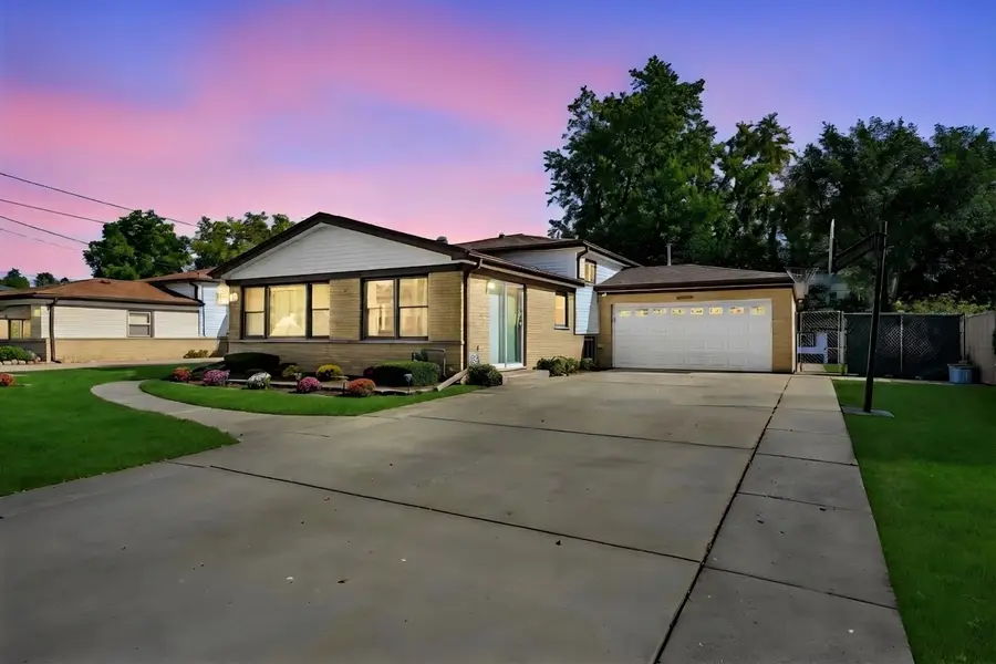 1933 Plainfield Drive, Des Plaines, IL 60018 - #2