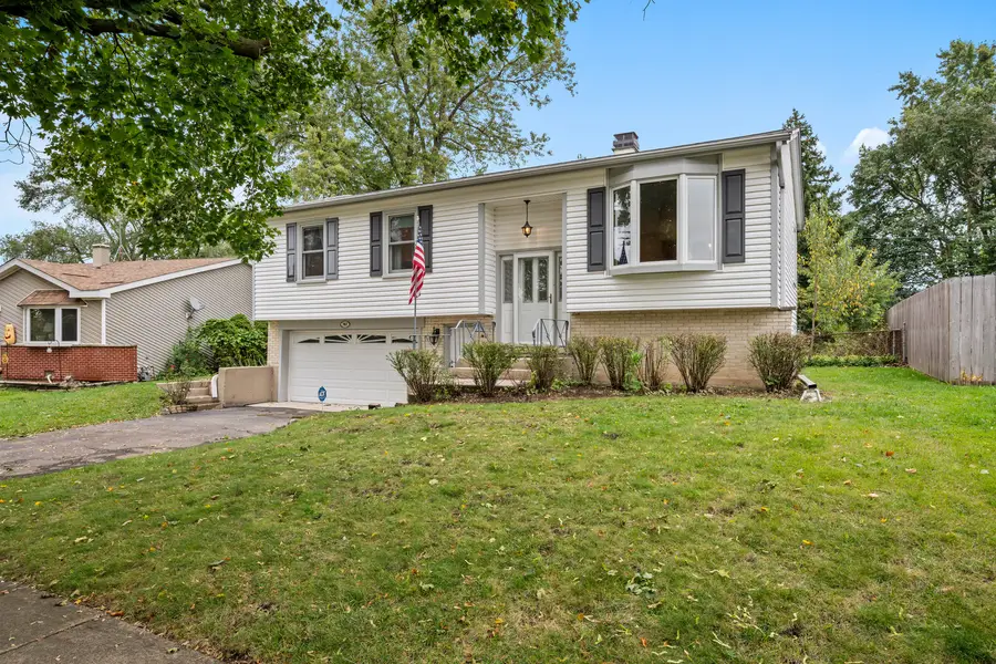 767 Leslie Lane, Glendale Heights, IL 60139 - #2