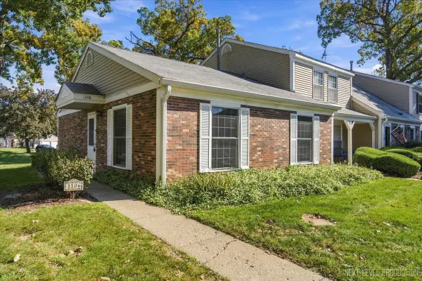 1106 Oak Valley Drive, Cary, IL 60013
