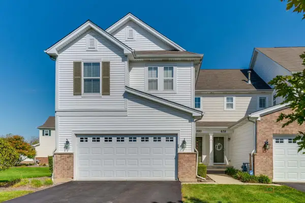 680 Acadia Circle, Crystal Lake, IL 60014