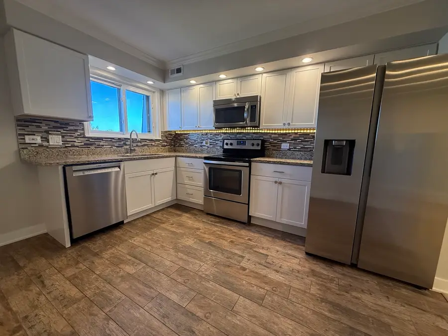 9386 Bay Colony Drive #3S, Des Plaines, IL 60016 - #2