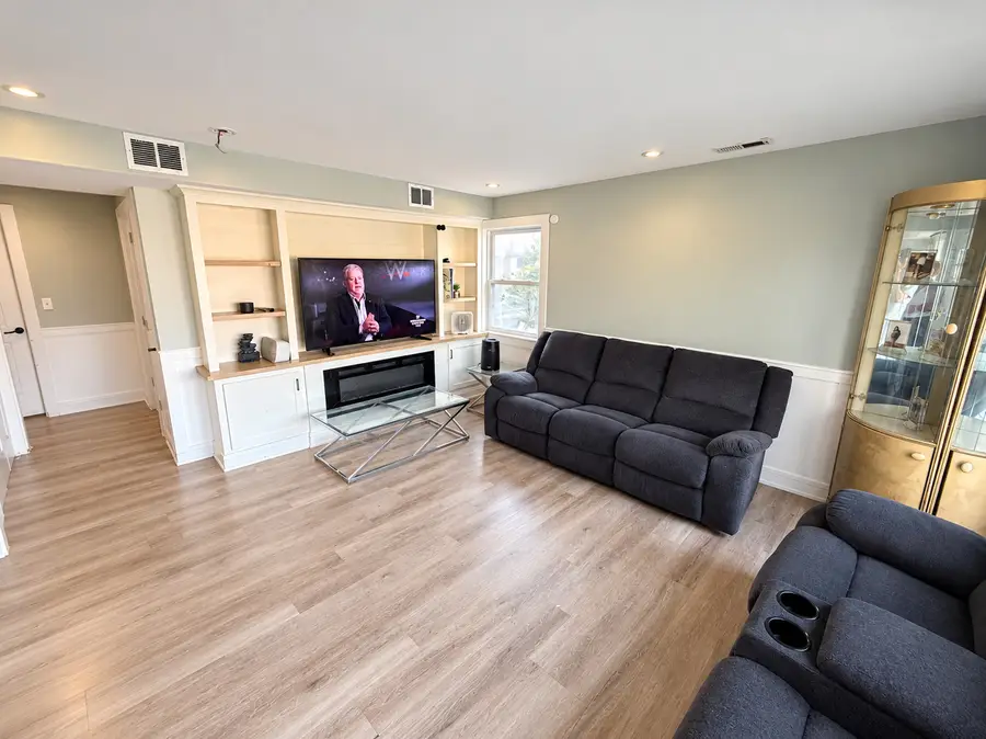 14626 Dorchester Avenue, Dolton, IL 60419 - #3
