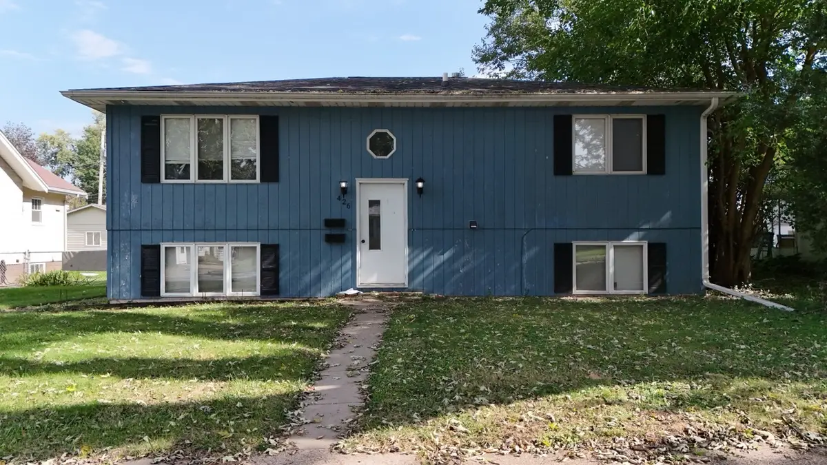 426 45th Street, Moline, IL 61265 - #1