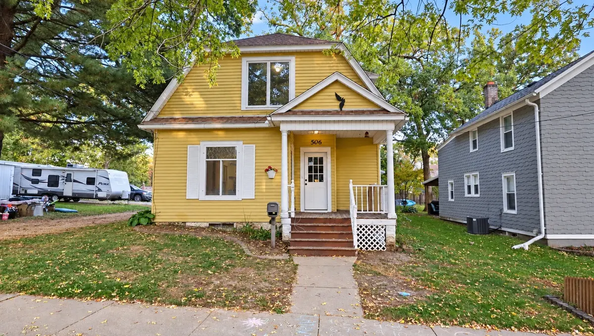 506 N Genesee Street, Morrison, IL 61270 - #1