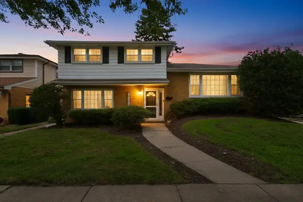 10324 S Kolmar Avenue, Oak Lawn, IL 60453
