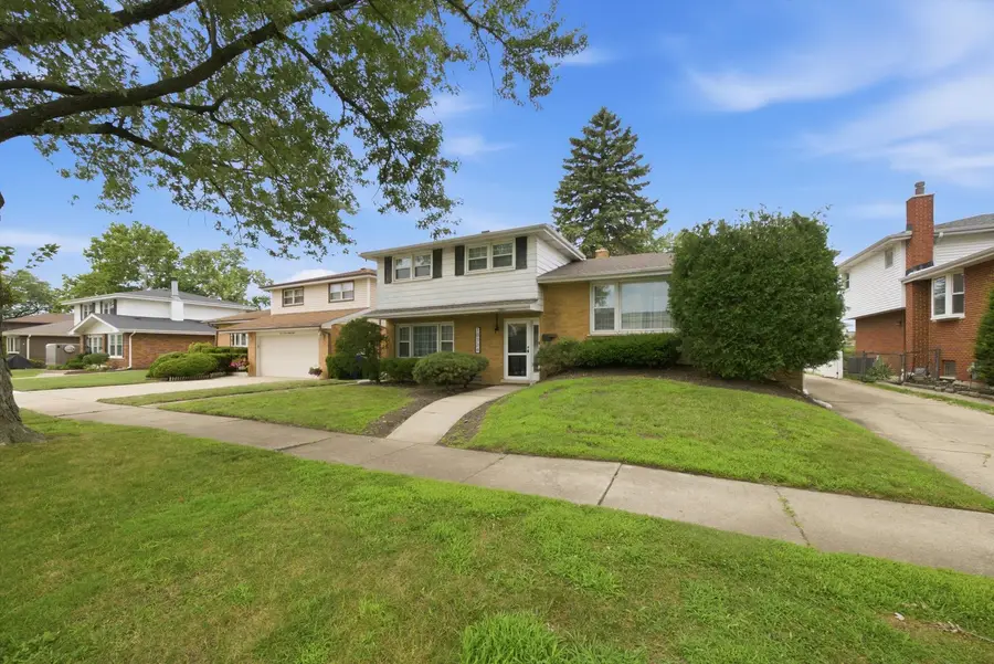 10324 S Kolmar Avenue, Oak Lawn, IL 60453 - #2