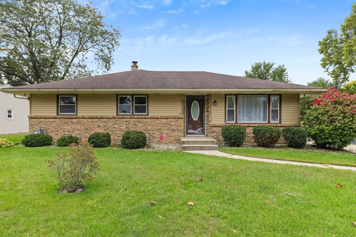 3711 Florida Drive, Rockford, IL 61108 - #1