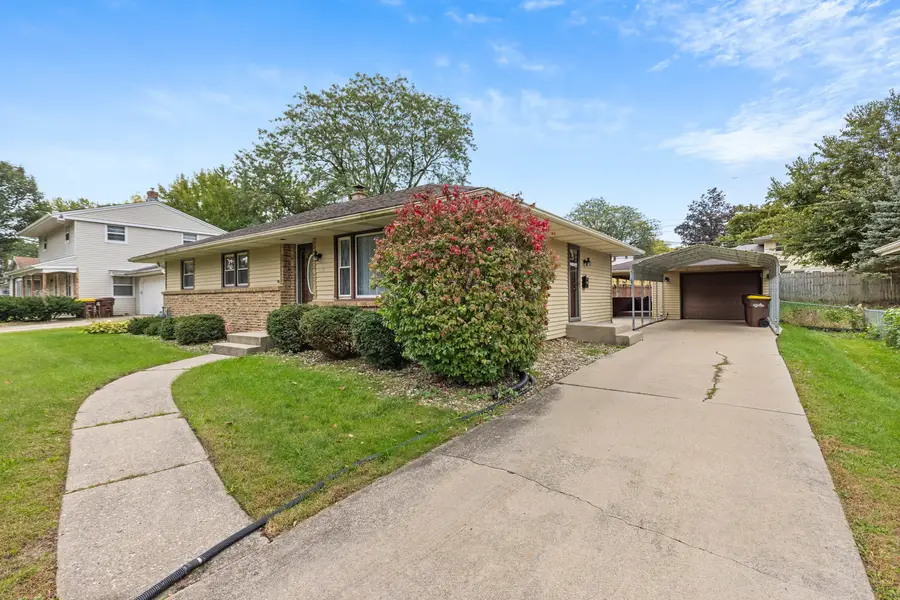3711 Florida Drive, Rockford, IL 61108 - #2