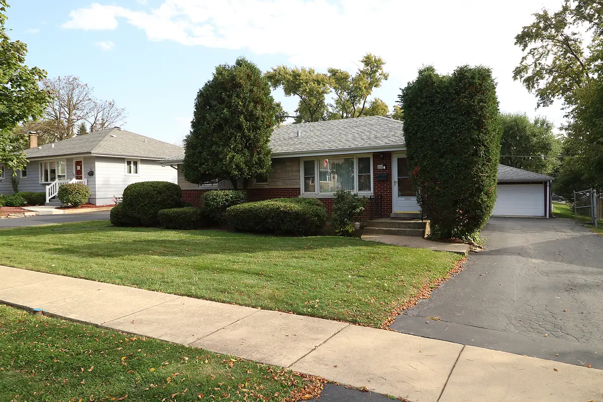 15 8th Street, Downers Grove, IL 60515 - #1