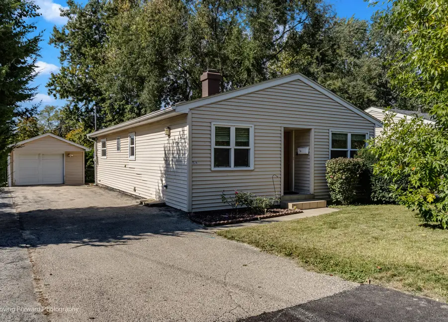 1574 Highland Avenue, Glendale Heights, IL 60139 - #2