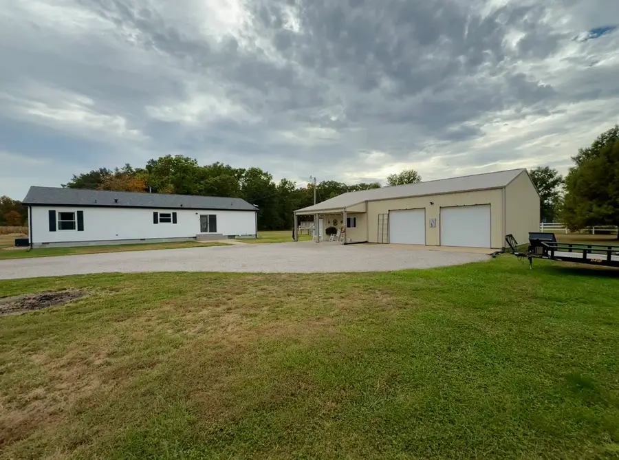 1833 Mercer Lane, Centralia, IL 62801 - #3