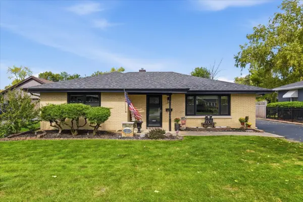 Address Withheld By Seller, Joliet, IL 60435