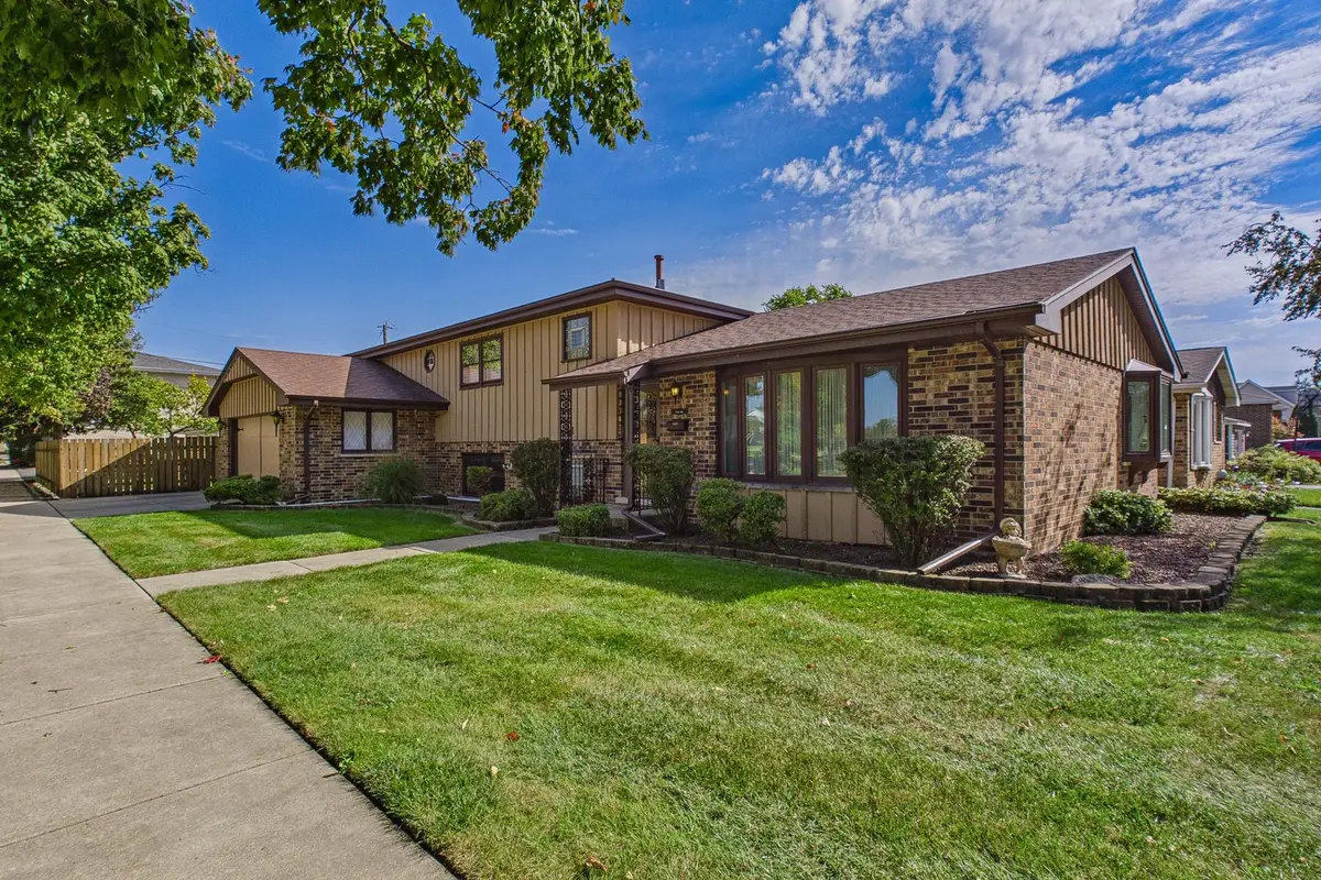 4501 Oak Avenue, Brookfield, IL 60513 - #1