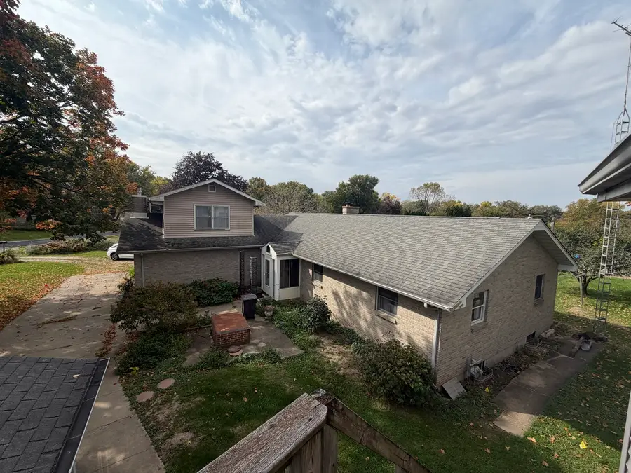 2219 Deets Road, Sterling, IL 61081 - #2