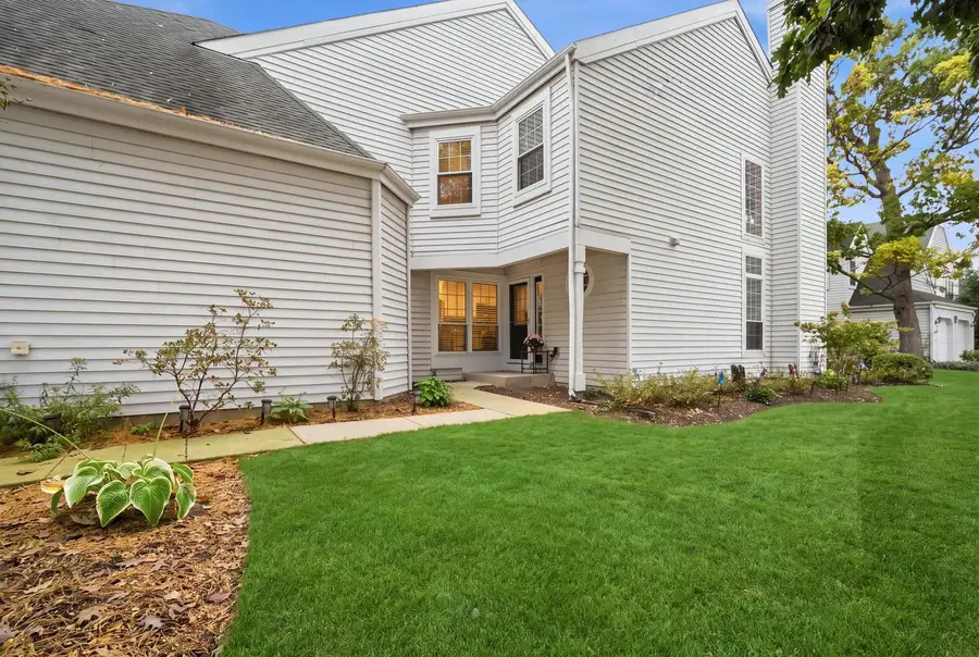 290 Oak Bluff Court, Wauconda, IL 60084 - #2