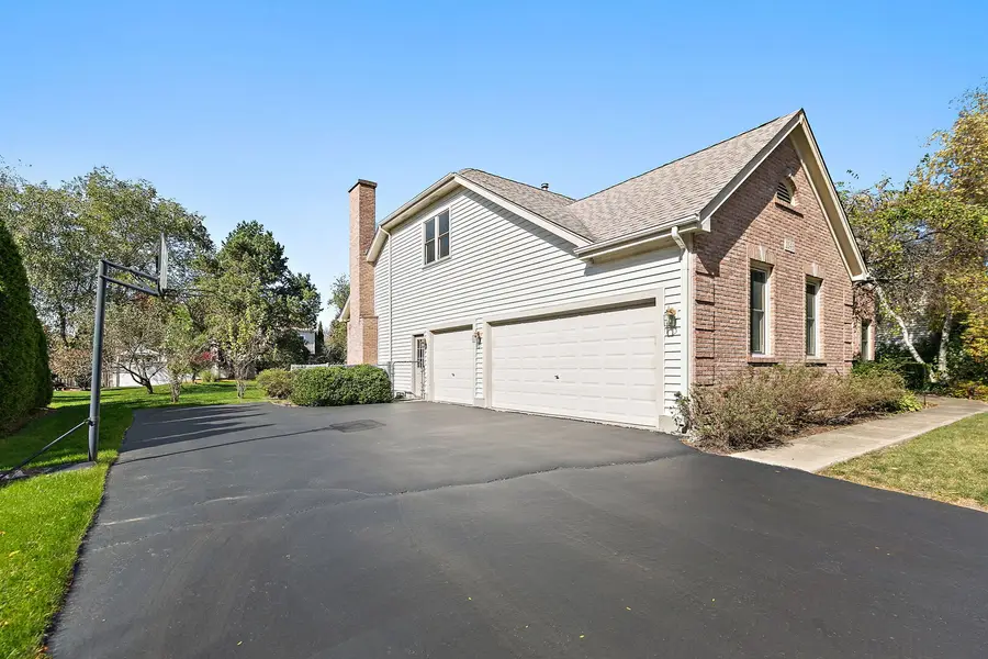 1646 Flagstone Drive, Crystal Lake, IL 60014 - #2