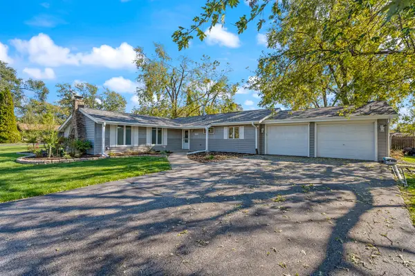 8941 Chadbourn Drive, Orland Park, IL 60462