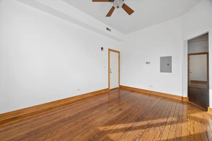 25 S La Grange Road #D, La Grange, IL 60525 - #3