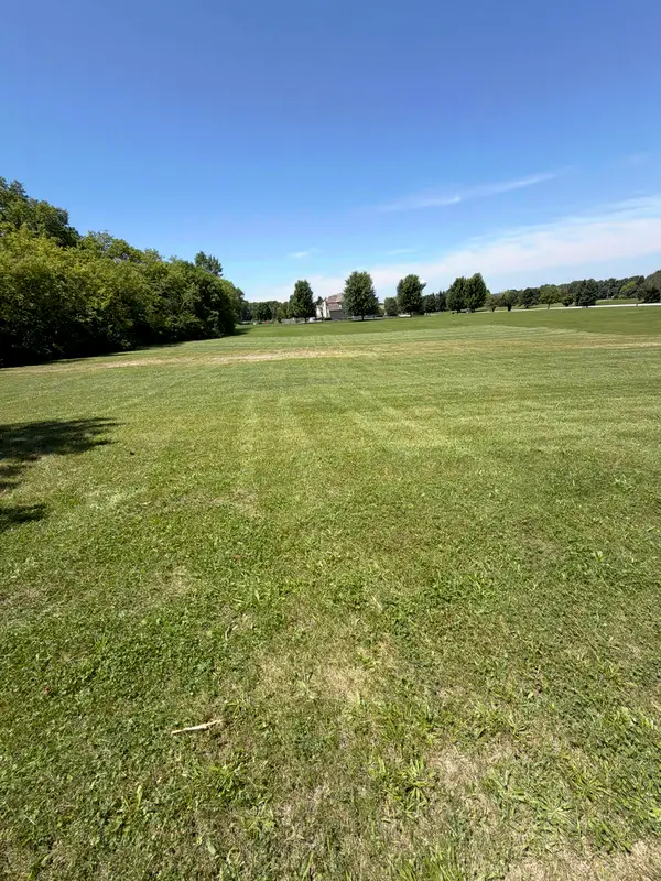 7397 English Oak Lane, Spring Grove, IL 60081