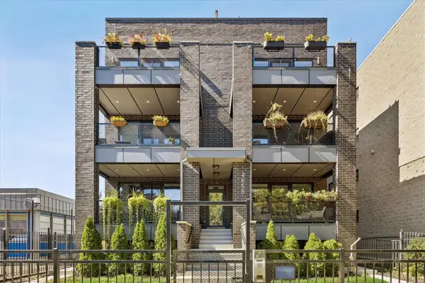 4858 N Kenmore Avenue #2N, Chicago, IL 60640