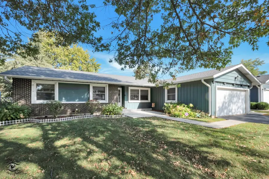1317 Cumberland Circle, Elk Grove Village, IL 60007 - #2
