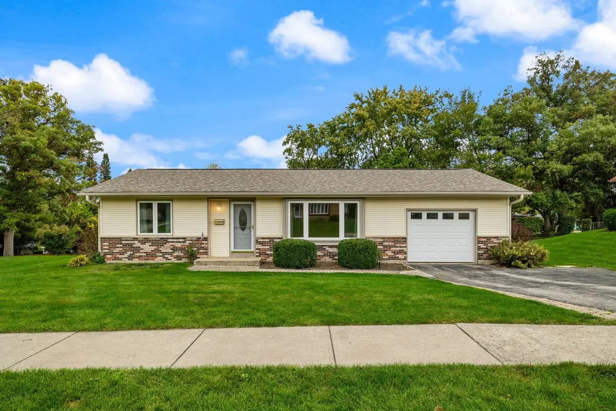 911 Melrose Court, McHenry, IL 60050 - #1