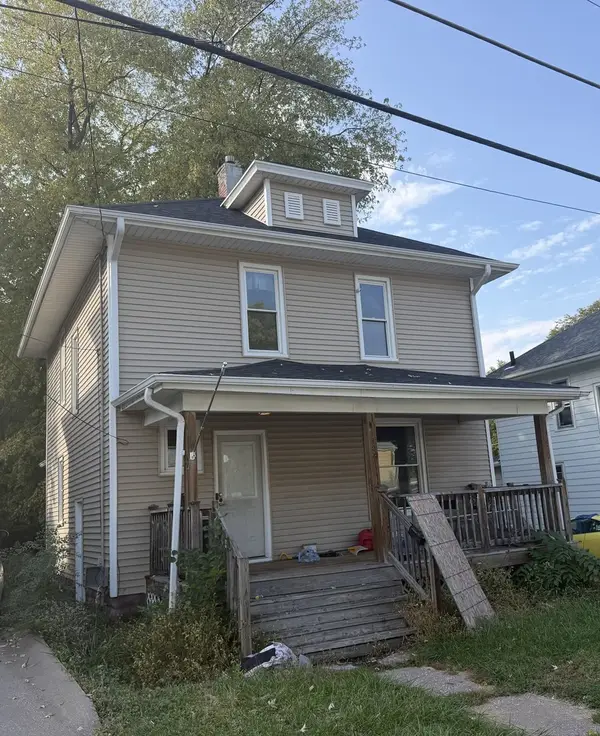 904 44th Street, Rock Island, IL 61201