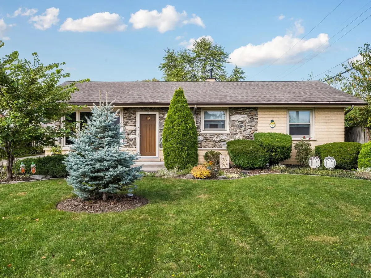 13106 Village Lane, Crestwood, IL 60418 - #1