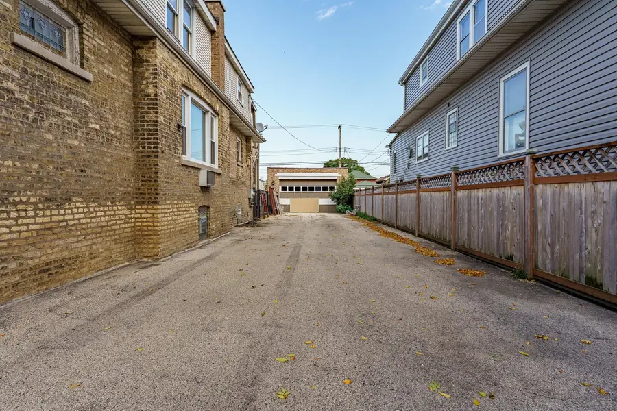 2523 N Oak Park Avenue, Chicago, IL 60707 - #3