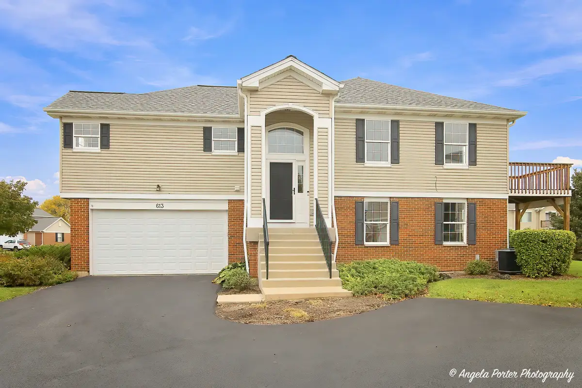 613 Legend Lane #20-4, McHenry, IL 60050 - #1