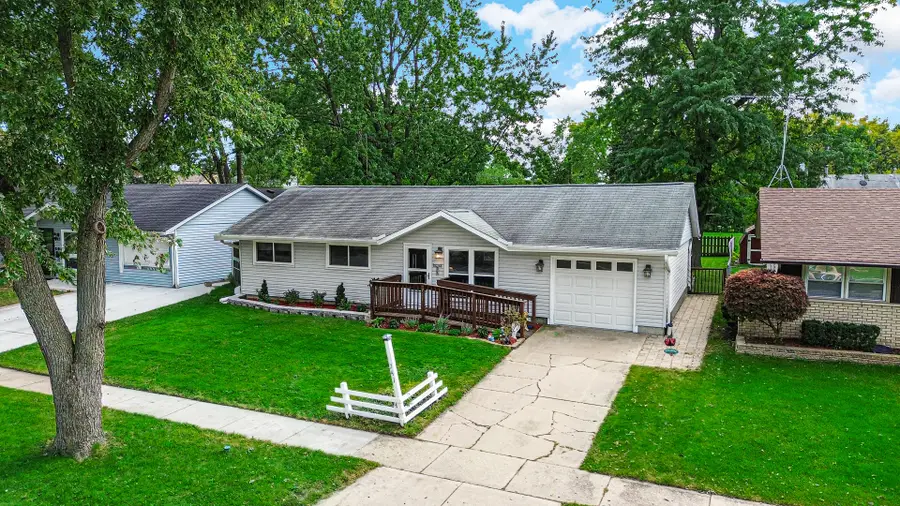 741 Surrey Drive, Streamwood, IL 60107 - #3