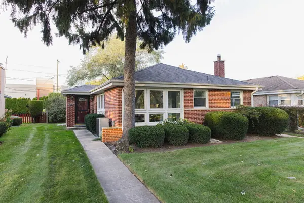 4440 Palma Place, Skokie, IL 60076