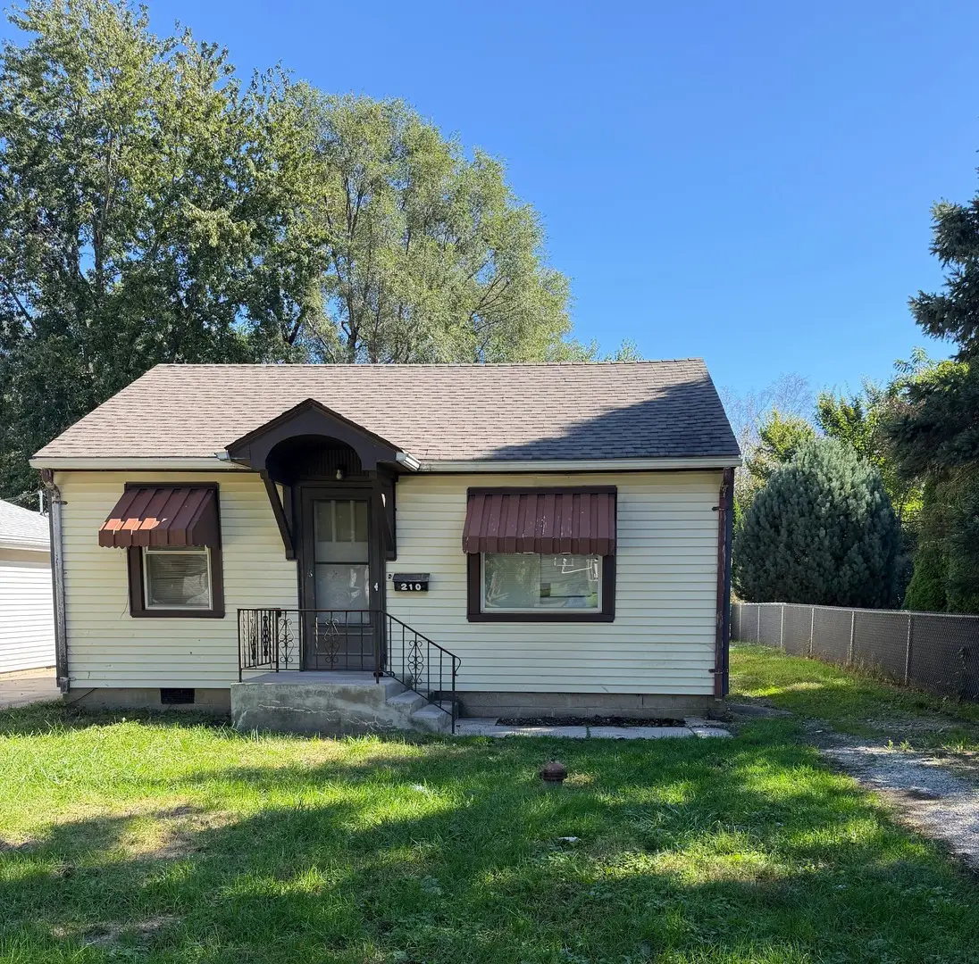 210 Independence Avenue, Joliet, IL 60433 - #1