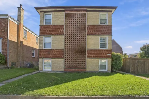 2711 N 72nd Court #GW, Elmwood Park, IL 60707
