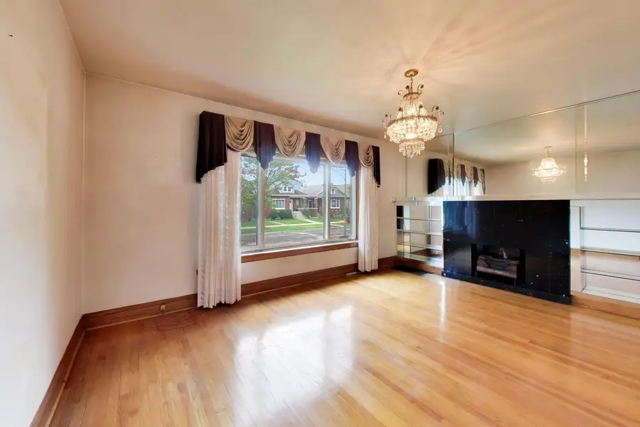 6126 W Berenice Avenue, Chicago, IL 60634 - #3