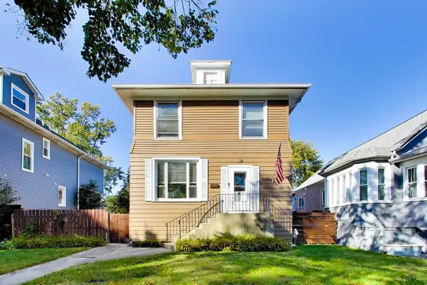 813 N Cuyler Avenue, Oak Park, IL 60302