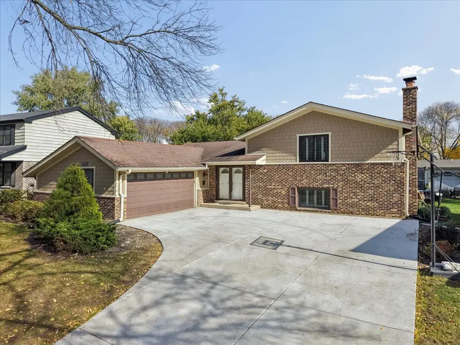 2607 N Stratford Road, Arlington Heights, IL 60004 - #2