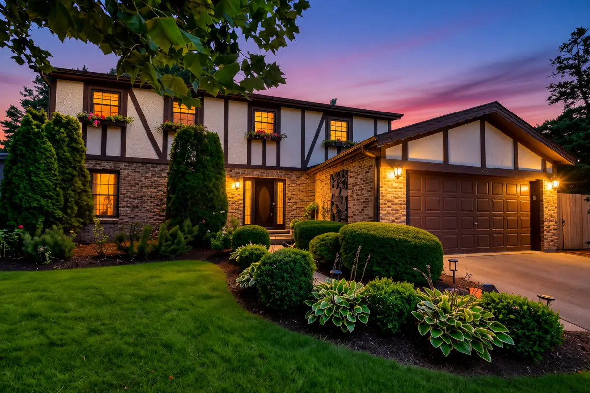 229 N Whispering Hills Drive, Naperville, IL 60540 - #1