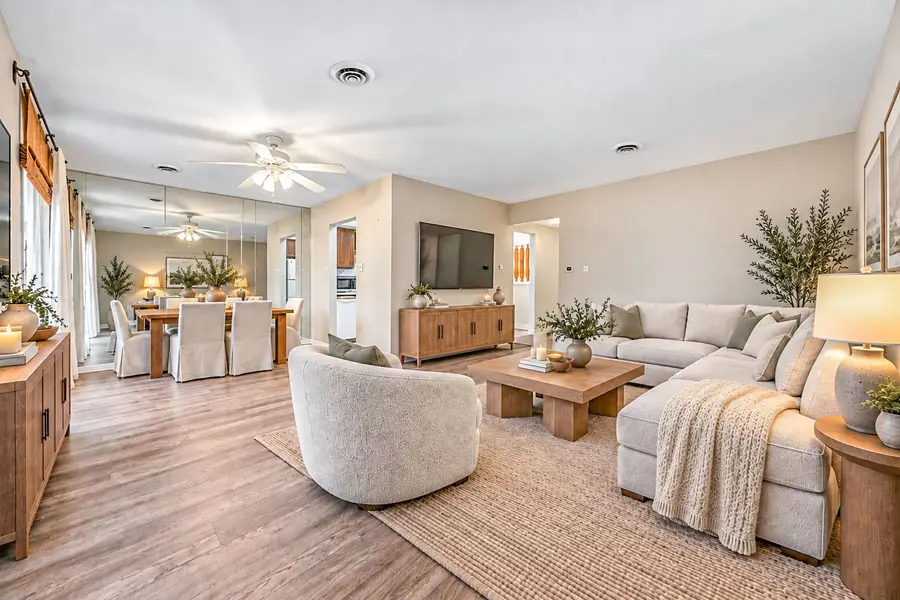 9661 S Karlov Avenue #102, Oak Lawn, IL 60453 - #3