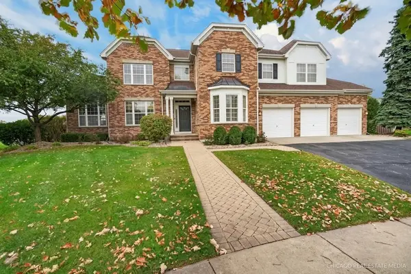 12530 Lions Chase Court, Huntley, IL 60142