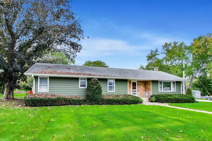 3601 W Clover Avenue, McHenry, IL 60050 - #2