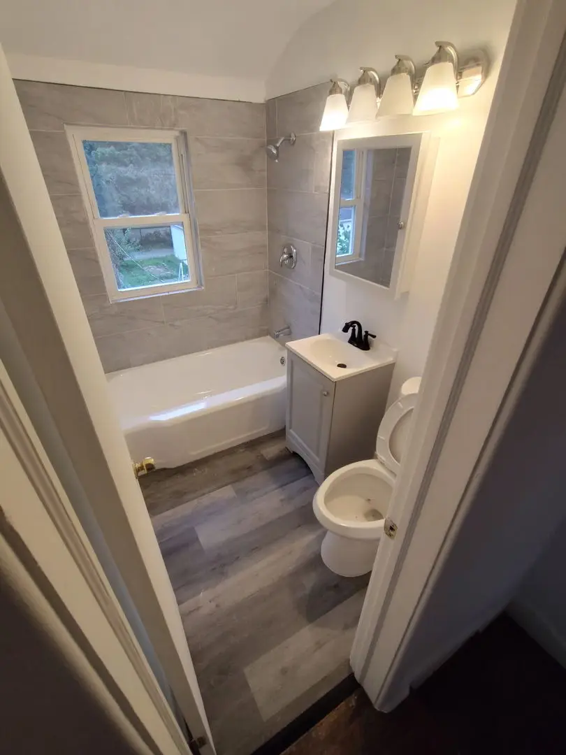 9604 S Euclid Avenue, Chicago, IL 60617 - #3