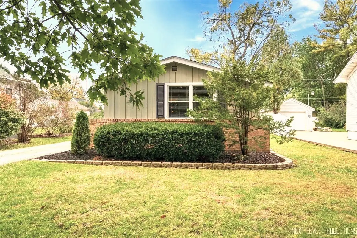 904 Kenilworth Place, Aurora, IL 60506 - #1