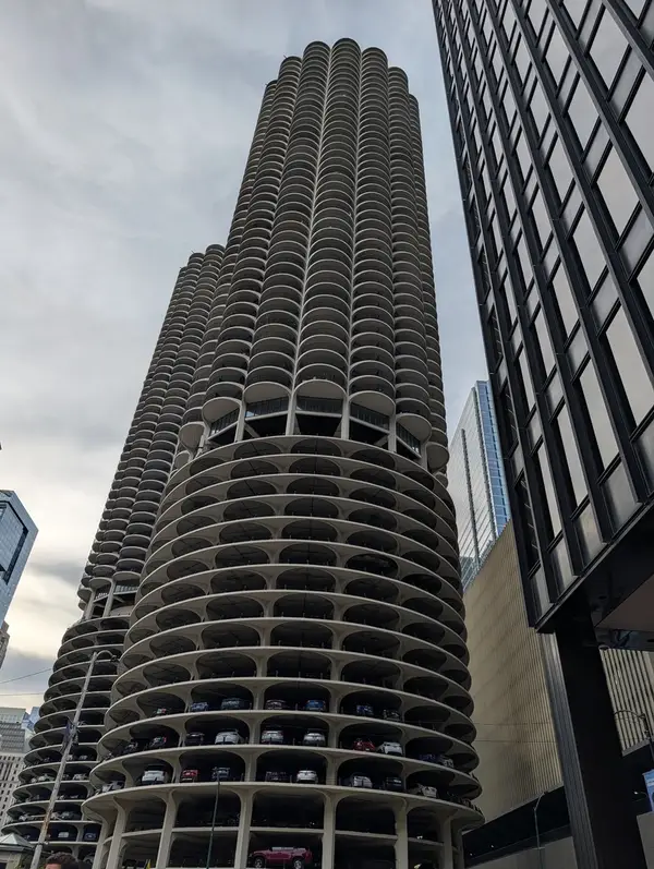 300 N State Street #4905, Chicago, IL 60654