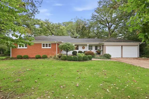 5 Hawthorne Road, Rock Island, IL 61201