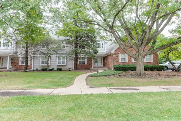 5S525 Scots Drive #6G, Naperville, IL 60563