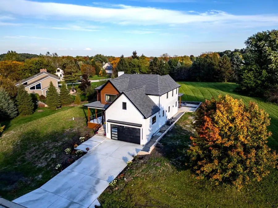 178 Meadowlark Drive, Hawthorn Woods, IL 60047 - #2