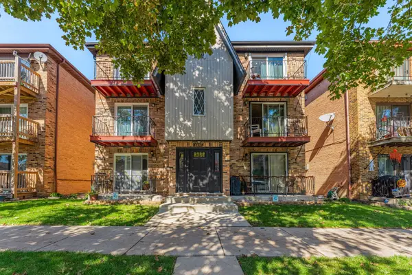6650 W 64th Place #3W, Chicago, IL 60638