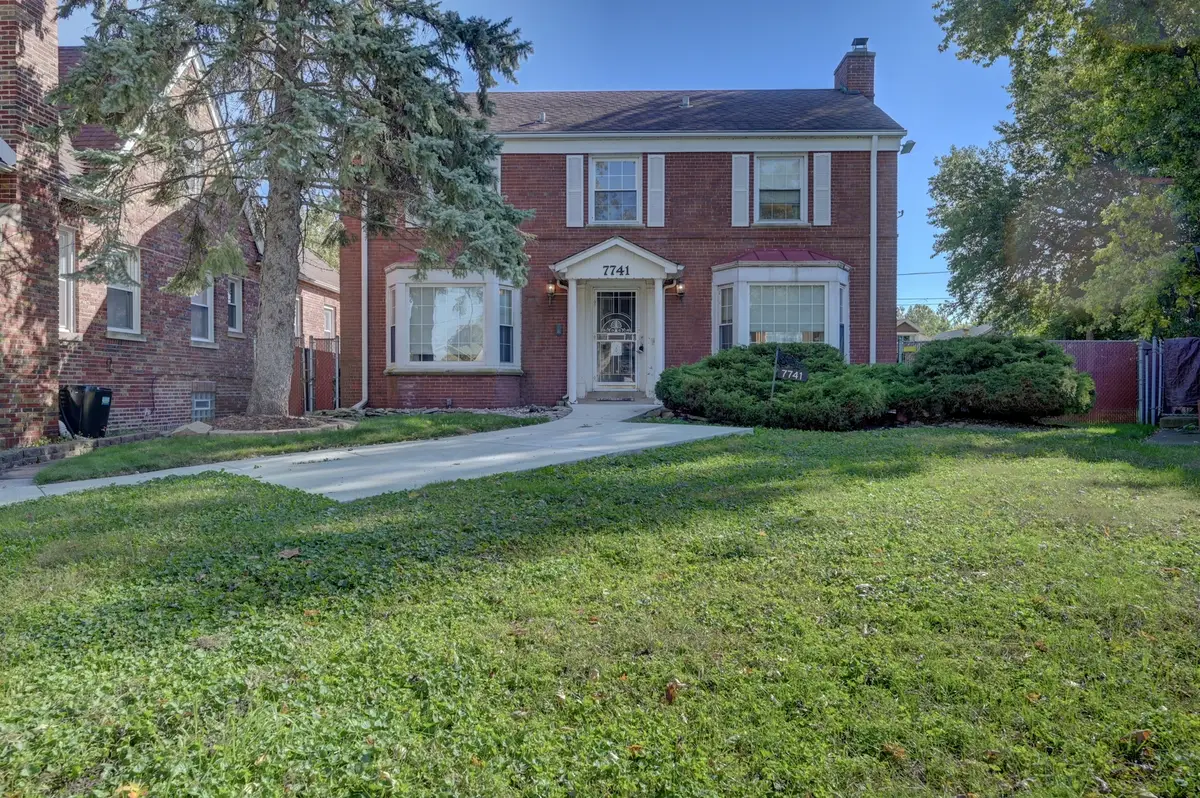 7741 S Paxton Avenue, Chicago, IL 60649 - #1