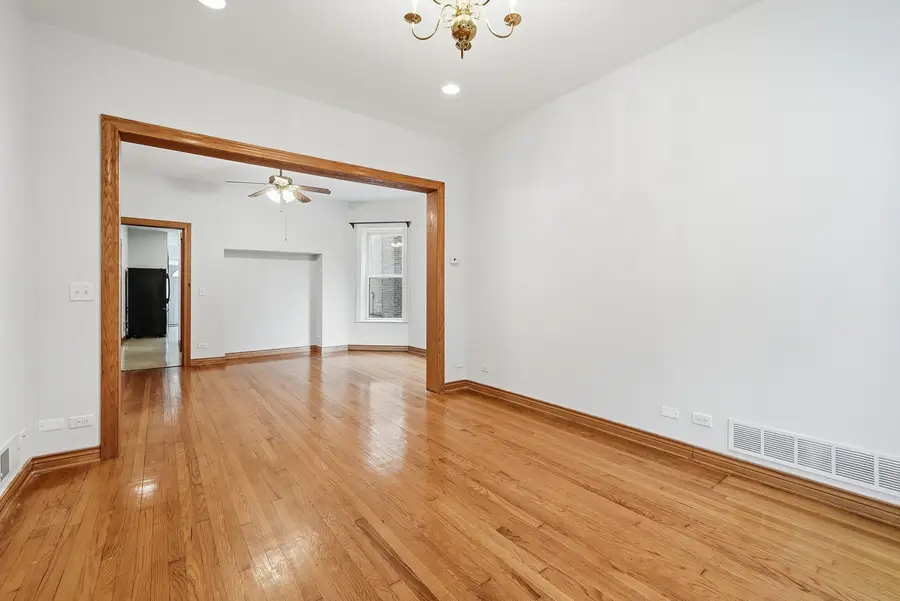 4908 W Berteau Avenue, Chicago, IL 60641 - #2